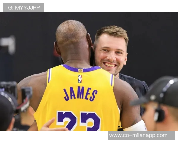 东契奇带领球队团建活动雷迪克表示积极反馈不断涌现